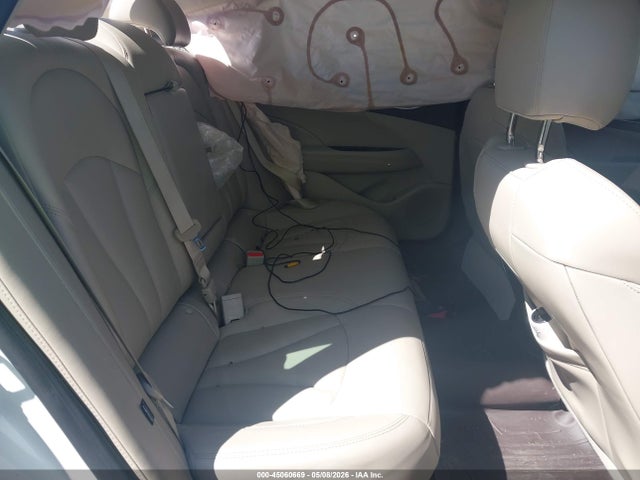 45060669 :رقم المزاد ، 1G4ZN5SS3HU200357 vin ، 2017 Buick Lacrosse Preferred مزاد بيع
