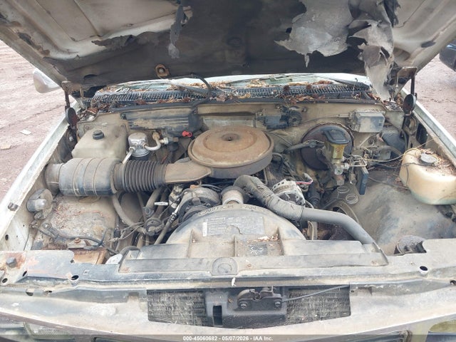45060682 :رقم المزاد ، 1GTDC14K4JZ531225 vin ، 1988 Gmc Gmt-400 C1500 مزاد بيع