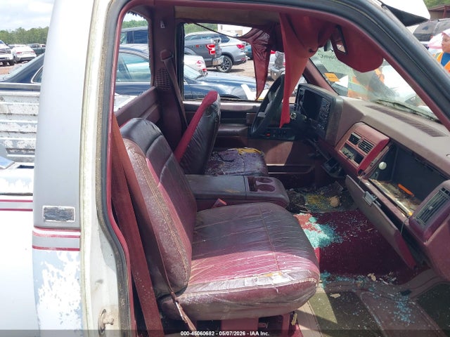 45060682 :رقم المزاد ، 1GTDC14K4JZ531225 vin ، 1988 Gmc Gmt-400 C1500 مزاد بيع