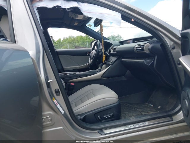 Auction sale of the 2016 Lexus Is 200t, vin: JTHBA1D25G5013488, lot number: 45060689