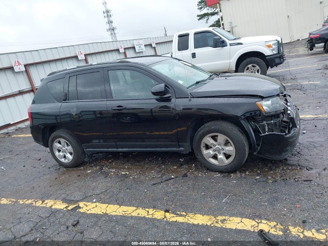 2016 Jeep Compass Latitude მანქანა იყიდება აუქციონზე, vin: 1C4NJCEA0GD675808, აუქციონის ნომერი: 45060694