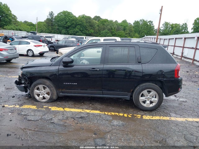 2016 Jeep Compass Latitude მანქანა იყიდება აუქციონზე, vin: 1C4NJCEA0GD675808, აუქციონის ნომერი: 45060694