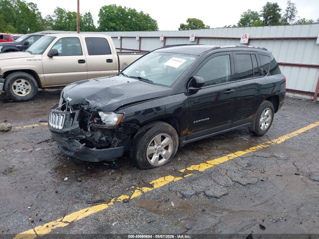2016 Jeep Compass Latitude მანქანა იყიდება აუქციონზე, vin: 1C4NJCEA0GD675808, აუქციონის ნომერი: 45060694
