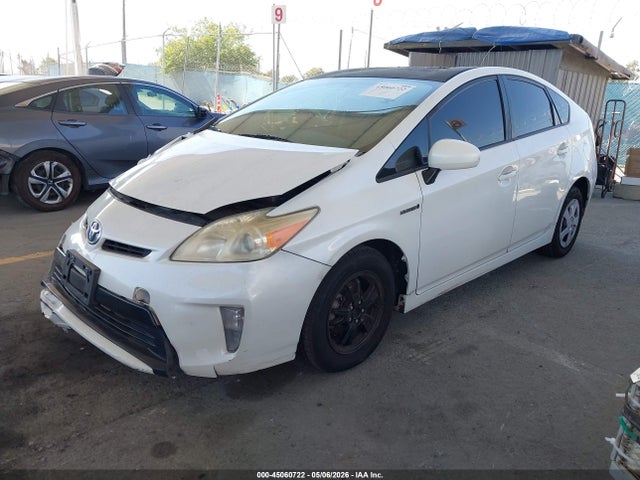 JTDKN3DU3F1892692 Toyota Prius Two