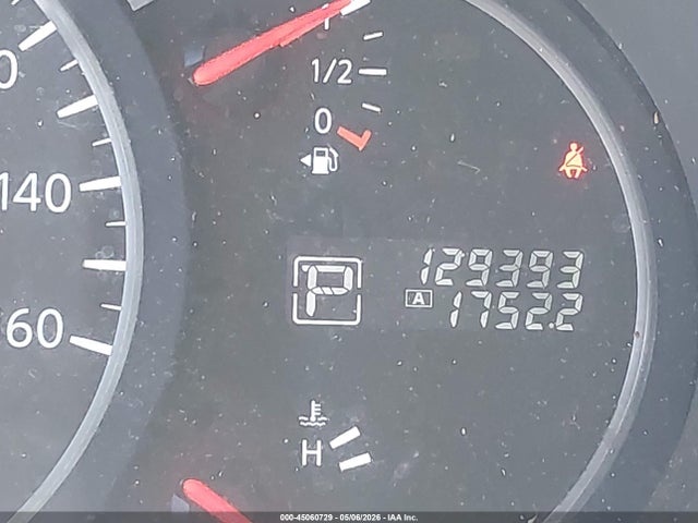 JN8AE2KP6H9168832 Nissan Quest Sv