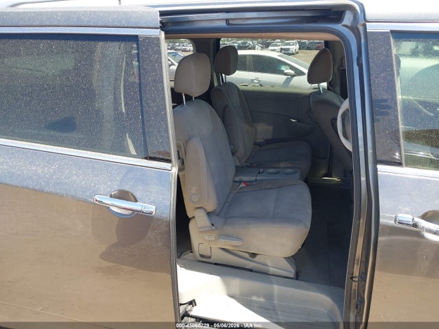 JN8AE2KP6H9168832 Nissan Quest Sv