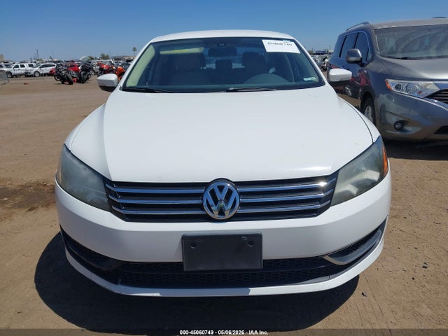 2015 Volkswagen Passat 1.8t Wolfsburg Edition მანქანა იყიდება აუქციონზე, vin: 1VWAT7A38FC069438, აუქციონის ნომერი: 45060749