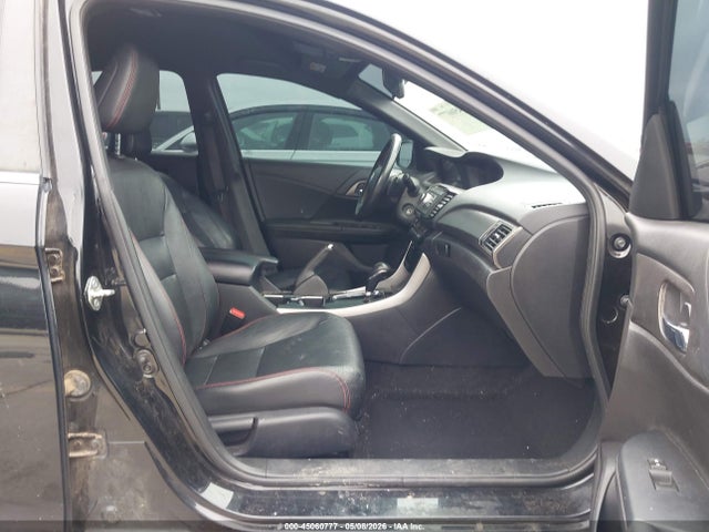 45060777 :رقم المزاد ، 1HGCR2F11HA290464 vin ، 2017 Honda Accord Sport Se مزاد بيع