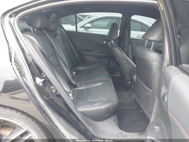 45060777 :رقم المزاد ، 1HGCR2F11HA290464 vin ، 2017 Honda Accord Sport Se مزاد بيع