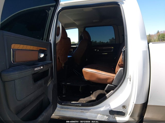 45060781 :رقم المزاد ، 3C63RRKL7FG546613 vin ، 2015 Ram 3500 Longhorn مزاد بيع