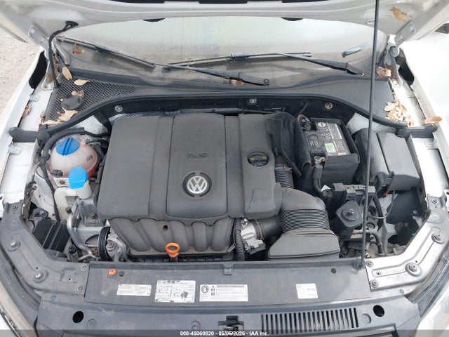 2012 Volkswagen Passat 2.5l Se მანქანა იყიდება აუქციონზე, vin: 1VWBP7A37CC094884, აუქციონის ნომერი: 45060820