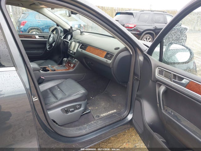 2012 Volkswagen Touareg Tdi Executive მანქანა იყიდება აუქციონზე, vin: WVGEK9BP1CD010074, აუქციონის ნომერი: 45060855