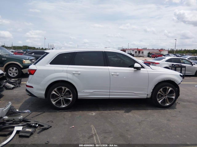 45060863 :رقم المزاد ، WA1LXBF7XPD012985 vin ، 2023 Audi Q7 Premium Plus 55 Tfsi Quattro Tiptronic مزاد بيع
