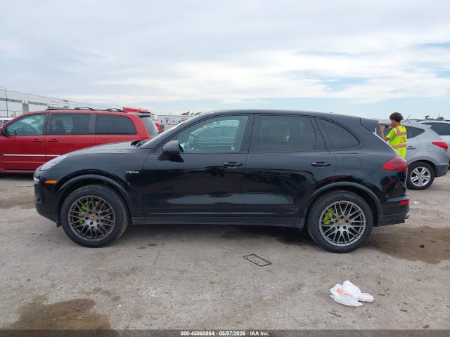 2017 Porsche Cayenne E-hybrid S Platinum Edition მანქანა იყიდება აუქციონზე, vin: WP1AE2A20HLA72553, აუქციონის ნომერი: 45060864