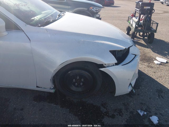 Продажа на аукционе авто 2017 Lexus Is 300, vin: JTHCM1D23H5019299, номер лота: 45060878