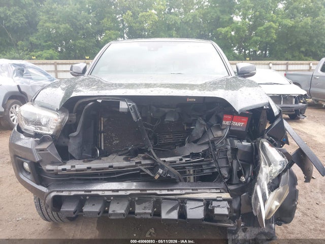 Продажа на аукционе авто 2018 Toyota Tacoma Trd Off Road, vin: 3TMCZ5AN0JM152658, номер лота: 45060893