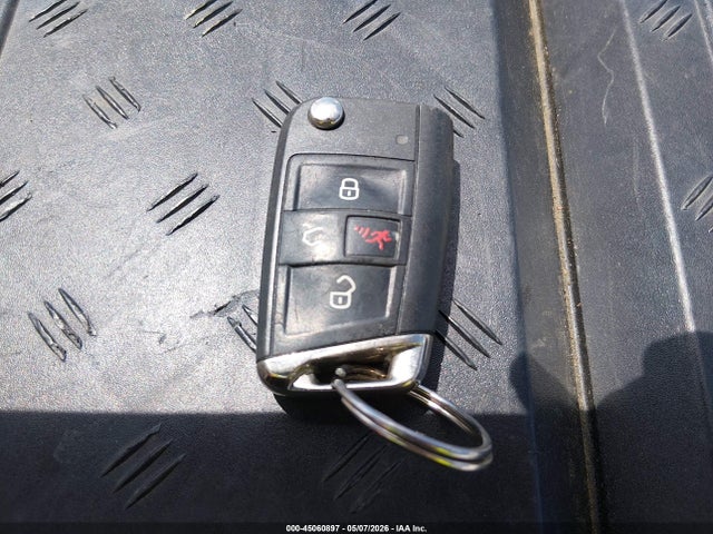 2015 Volkswagen Golf Tdi Sel 4-door მანქანა იყიდება აუქციონზე, vin: 3VW2A7AU8FM088847, აუქციონის ნომერი: 45060897