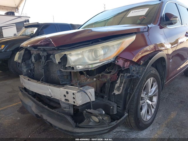 Toyota Highlander Xle V6 2015 5TDKKRFH6FS083895 Image 6