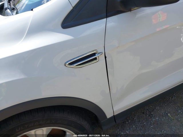 Продаж на аукціоні авто 2014 Ford Escape Se, vin: 1FMCU9GX7EUD81219, номер лоту: 45060920