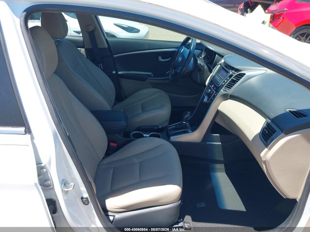 Aukcja sprzedaży 2017 Hyundai Elantra Gt, vin: KMHD35LH3HU358734, numer aukcji: 45060954