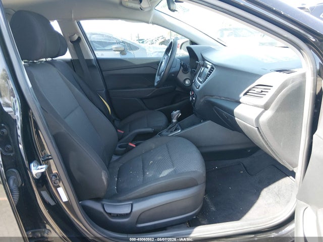 2022 Hyundai Accent Se მანქანა იყიდება აუქციონზე, vin: 3KPC24A65NE164053, აუქციონის ნომერი: 45060982