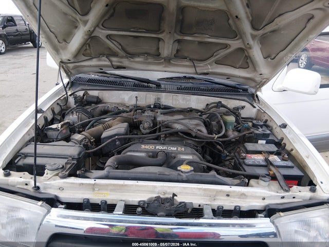 45061009 :رقم المزاد ، JT3HN87R7W9009536 vin ، 1998 Toyota 4runner Sr5 V6 Limited مزاد بيع
