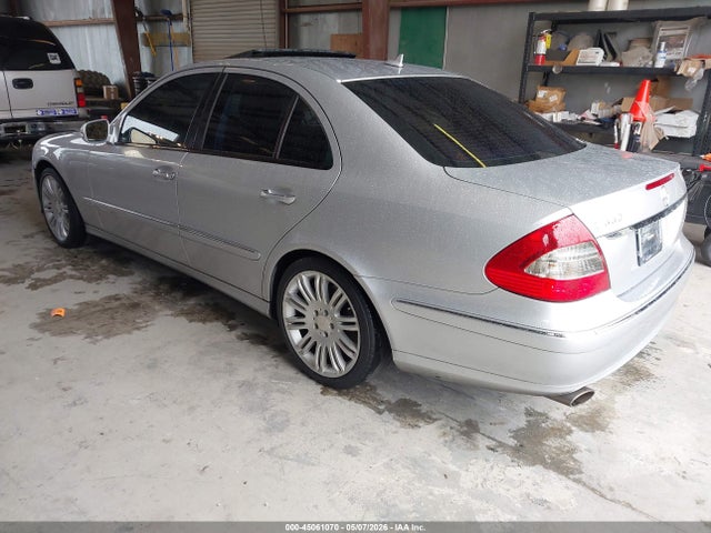 45061070 :رقم المزاد ، WDBUF72X18B329906 vin ، 2008 Mercedes-benz E 550 مزاد بيع