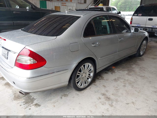 45061070 :رقم المزاد ، WDBUF72X18B329906 vin ، 2008 Mercedes-benz E 550 مزاد بيع