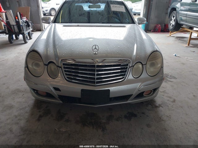 45061070 :رقم المزاد ، WDBUF72X18B329906 vin ، 2008 Mercedes-benz E 550 مزاد بيع