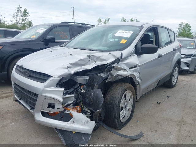 Продаж на аукціоні авто 2015 Ford Escape S, vin: 1FMCU0F74FUA90062, номер лоту: 45061088