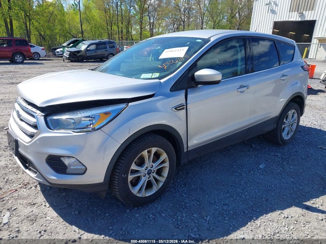 Продажа на аукционе авто 2019 Ford Escape Se, vin: 1FMCU9GD9KUC18105, номер лота: 45061115