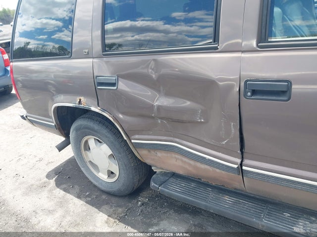 Продажа на аукционе авто 1997 Chevrolet Tahoe Ls, vin: 1GNEK13R2VJ315035, номер лота: 45061147