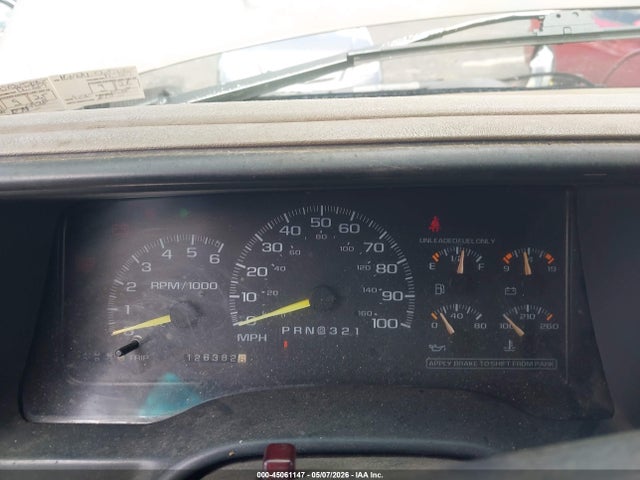 Продажа на аукционе авто 1997 Chevrolet Tahoe Ls, vin: 1GNEK13R2VJ315035, номер лота: 45061147