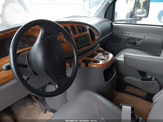 Продажа на аукционе авто 2001 Ford E-450 Cutaway, vin: 1FDXE45S11HB58606, номер лота: 45061150
