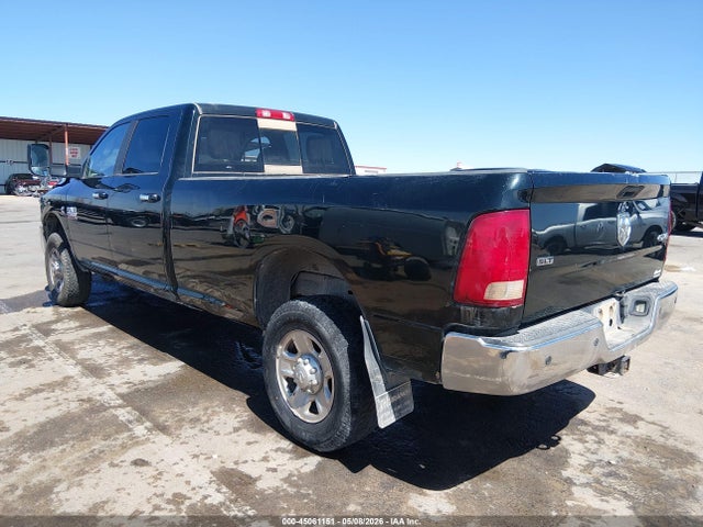 45061151 :رقم المزاد ، 3C6UR5JL3FG664298 vin ، 2015 Ram 2500 Slt مزاد بيع