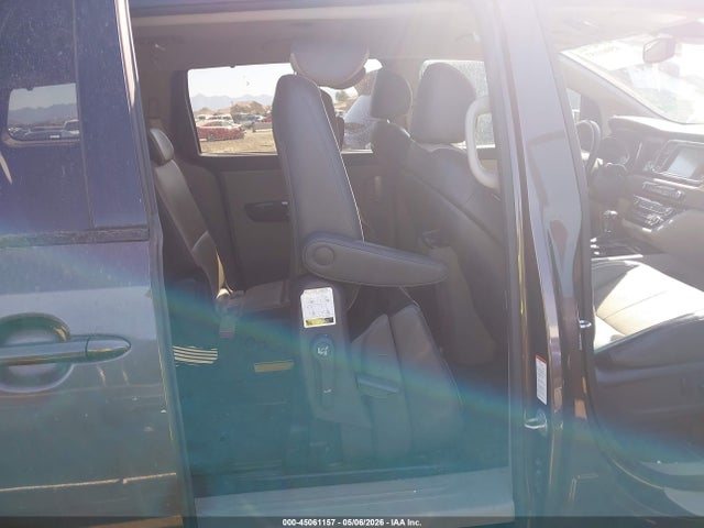 KIA Sedona Sx 2016 KNDMC5C16G6144122 Image 8