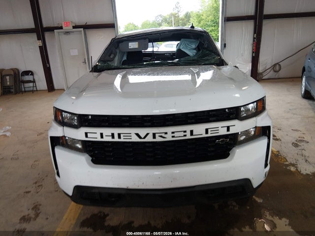 Продажа на аукционе авто 2021 Chevrolet Silverado 1500 4wd  Standard Bed Custom, vin: 1GCRYBEK7MZ331083, номер лота: 45061168