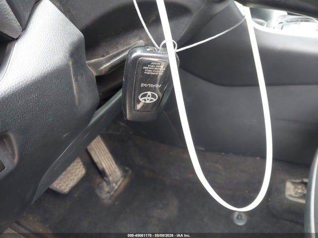 Продажа на аукционе авто 2023 Toyota Rav4 Hybrid Se, vin: 4T3T6RFV6PU123939, номер лота: 45061170