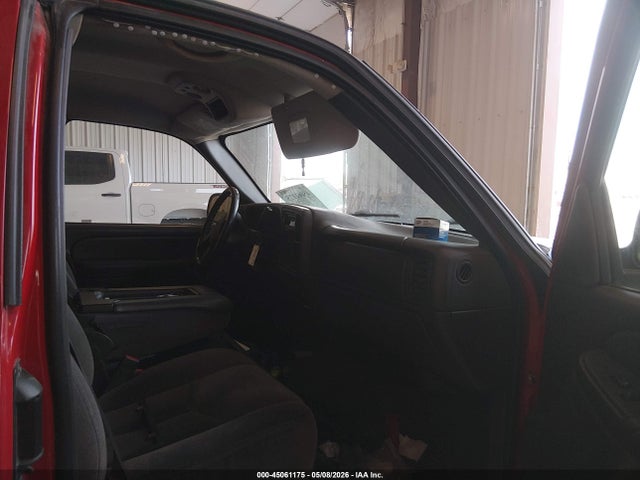 2005 Gmc Sierra 1500 Sle მანქანა იყიდება აუქციონზე, vin: 2GTEK19B151311975, აუქციონის ნომერი: 45061175