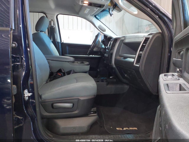 Продаж на аукціоні авто 2018 Ram 3500 Tradesman  4x4 6'4 Box, vin: 3C63R3CT0JG318554, номер лоту: 45061184