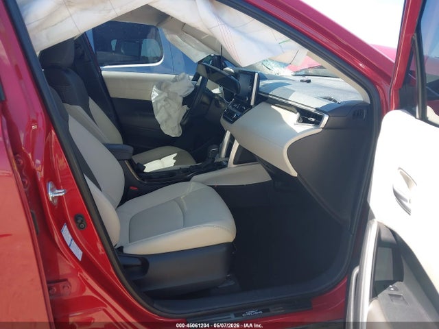 2022 Toyota Corolla Cross Xle მანქანა იყიდება აუქციონზე, vin: 7MUDAABG7NV028984, აუქციონის ნომერი: 45061204