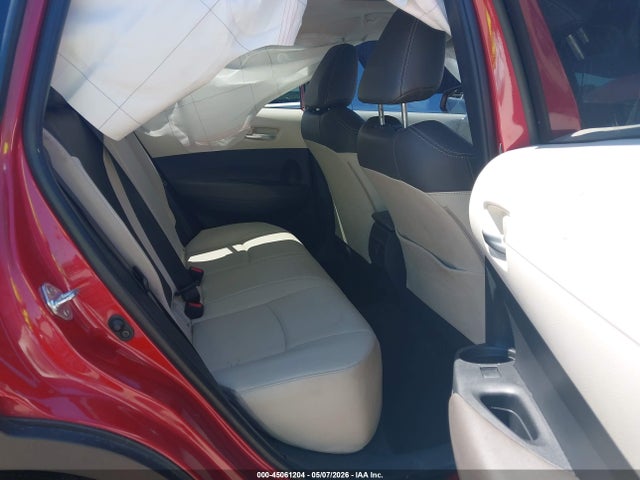 2022 Toyota Corolla Cross Xle მანქანა იყიდება აუქციონზე, vin: 7MUDAABG7NV028984, აუქციონის ნომერი: 45061204