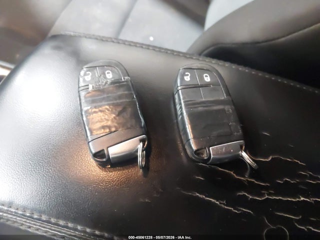 2014 Jeep Grand Cherokee Laredo მანქანა იყიდება აუქციონზე, vin: 1C4RJFAG1EC470563, აუქციონის ნომერი: 45061228