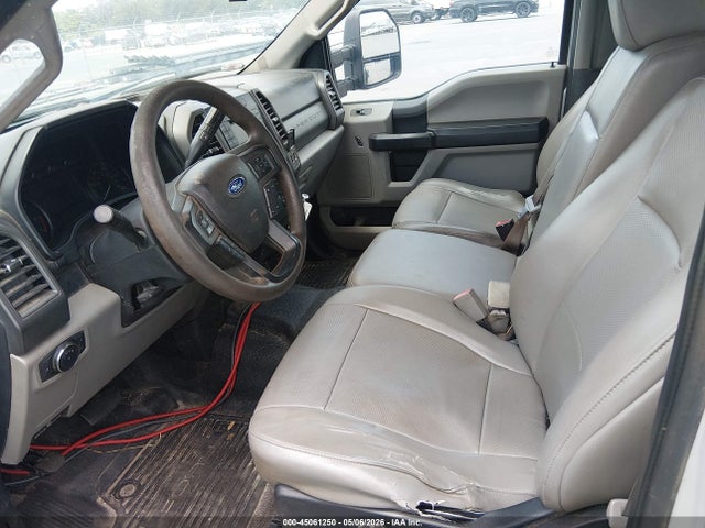 Продаж на аукціоні авто 2019 Ford F-350 Chassis Xl, vin: 1FD8W3H68KEG06434, номер лоту: 45061250