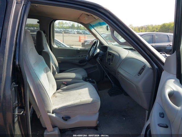 Продажа на аукционе авто 1998 Ford F-150 Lariat/standard/xl/xlt, vin: 1FTZX176XWNB82711, номер лота: 45061264