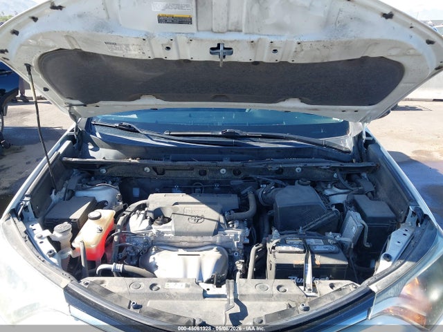 Toyota RAV4 LE 2018 JTMZFREV5JJ212094 Image 10