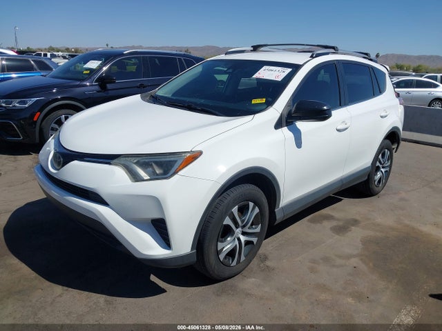 Toyota RAV4 LE 2018 JTMZFREV5JJ212094 Image 2