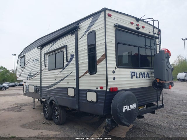 2017 Palomino Puma Fifth Wheel Ser მანქანა იყიდება აუქციონზე, vin: 4X4FPUA24HP066285, აუქციონის ნომერი: 45061392