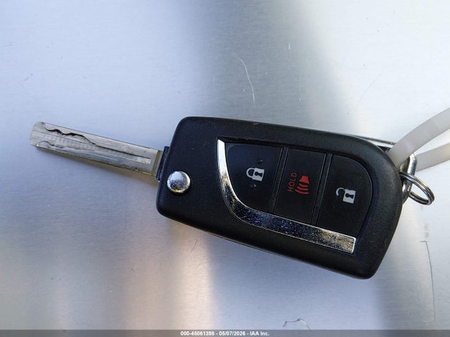 45061398 :رقم المزاد ، JTMH1RFV2KD502043 vin ، 2019 Toyota Rav4 Le مزاد بيع