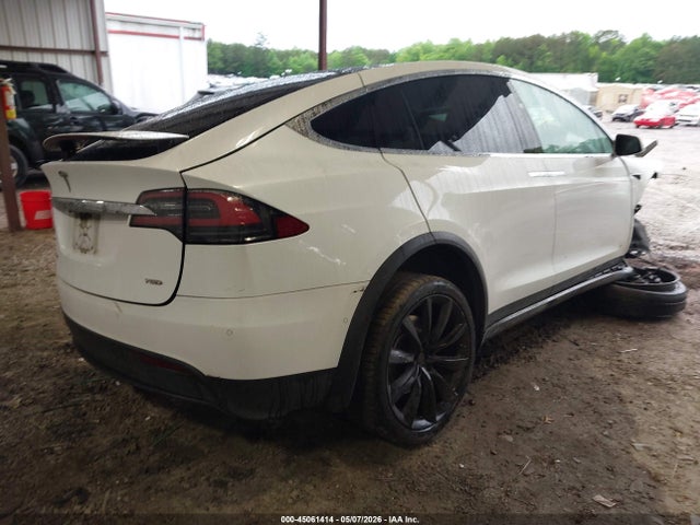 2018 Tesla Model X 100d/75d/p100d მანქანა იყიდება აუქციონზე, vin: 5YJXCBE29JF112391, აუქციონის ნომერი: 45061414